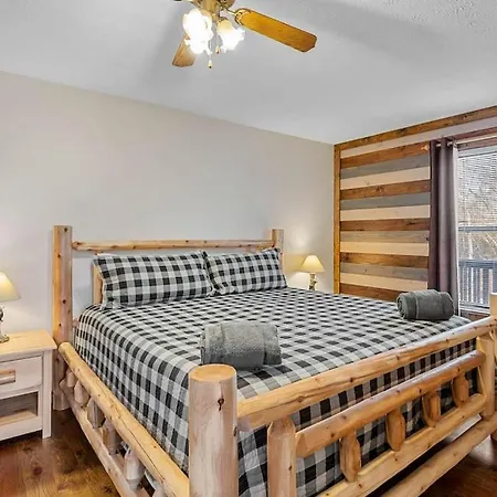Dog Friendly! Views! Hot Tub! Close To Pf! Gsmnp Sevierville Esterno foto