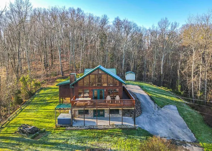 Dog Friendly! Views! Hot Tub! Close To Pf! Gsmnp