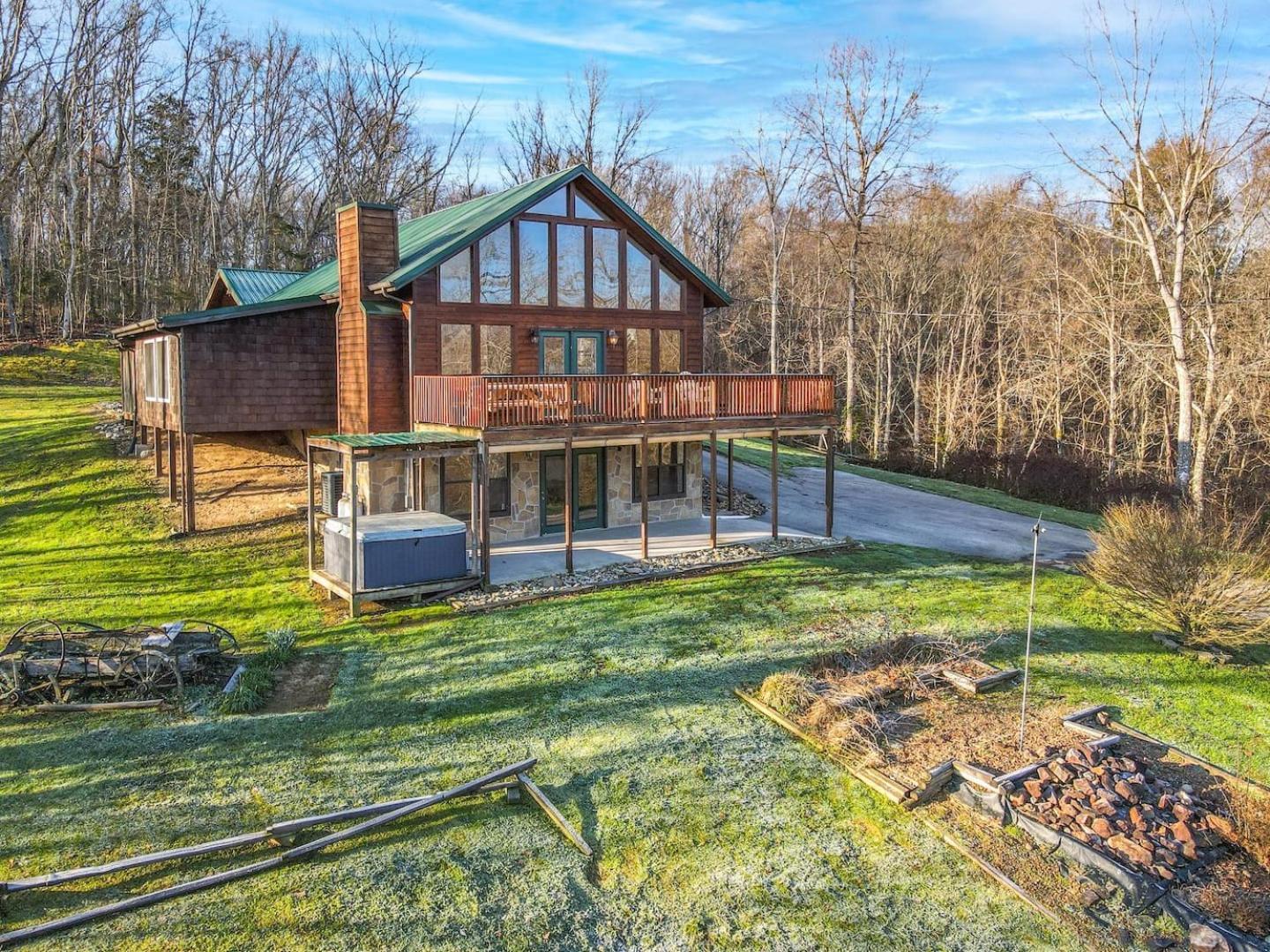 Holiday home Dog Friendly! Views! Hot Tub! Close To Pf! Gsmnp *